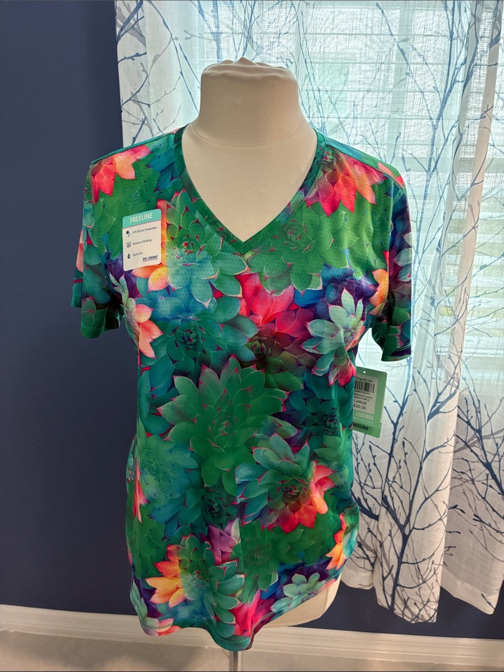 Reel Legends Green Floral V-Neck Top